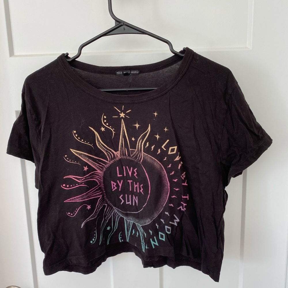 Black cropped top